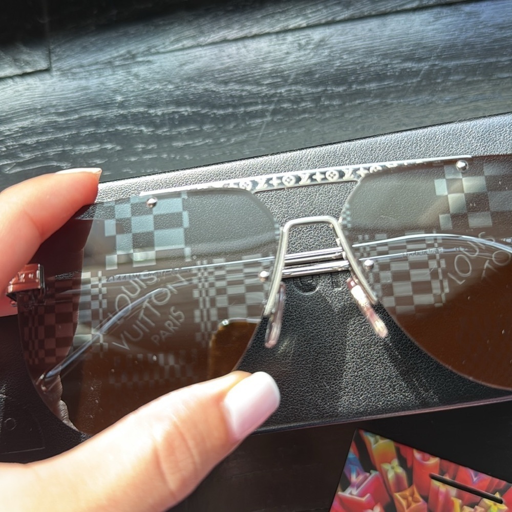 Louis Vuitton Animated Damier Ash Sunglasses - Picture 9 of 16